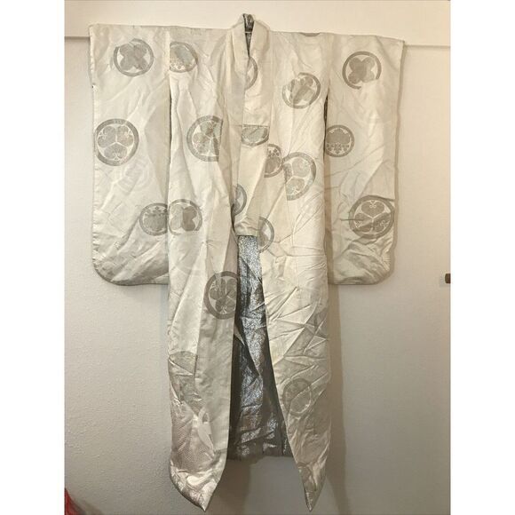 Japanese Silk Wedding Kimono Floral Motif White Silver - Picture 1 of 12